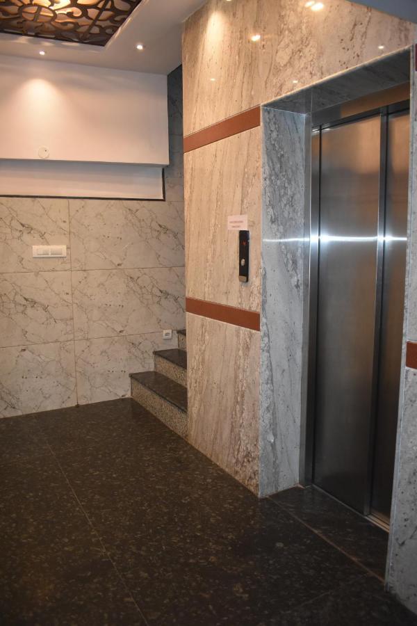 Hotel Ur Comforts Jayanagar 벵갈루루 외부 사진