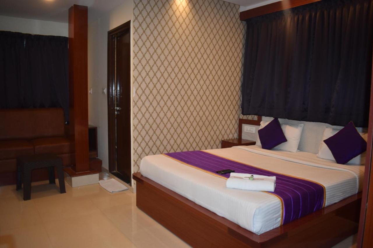 Hotel Ur Comforts Jayanagar 벵갈루루 외부 사진