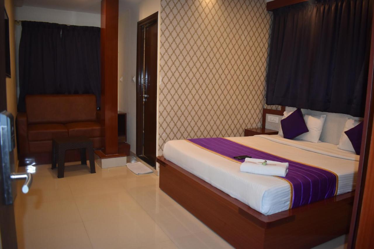 Hotel Ur Comforts Jayanagar 벵갈루루 외부 사진