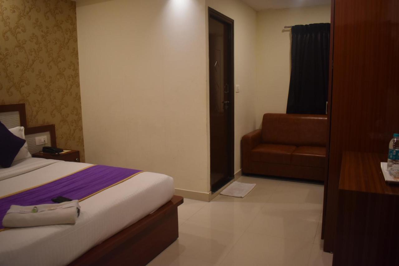 Hotel Ur Comforts Jayanagar 벵갈루루 외부 사진