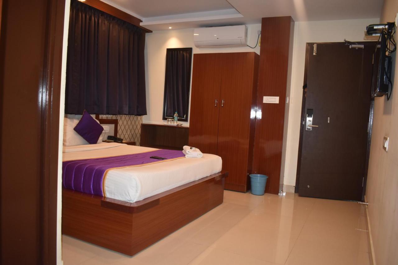 Hotel Ur Comforts Jayanagar 벵갈루루 외부 사진